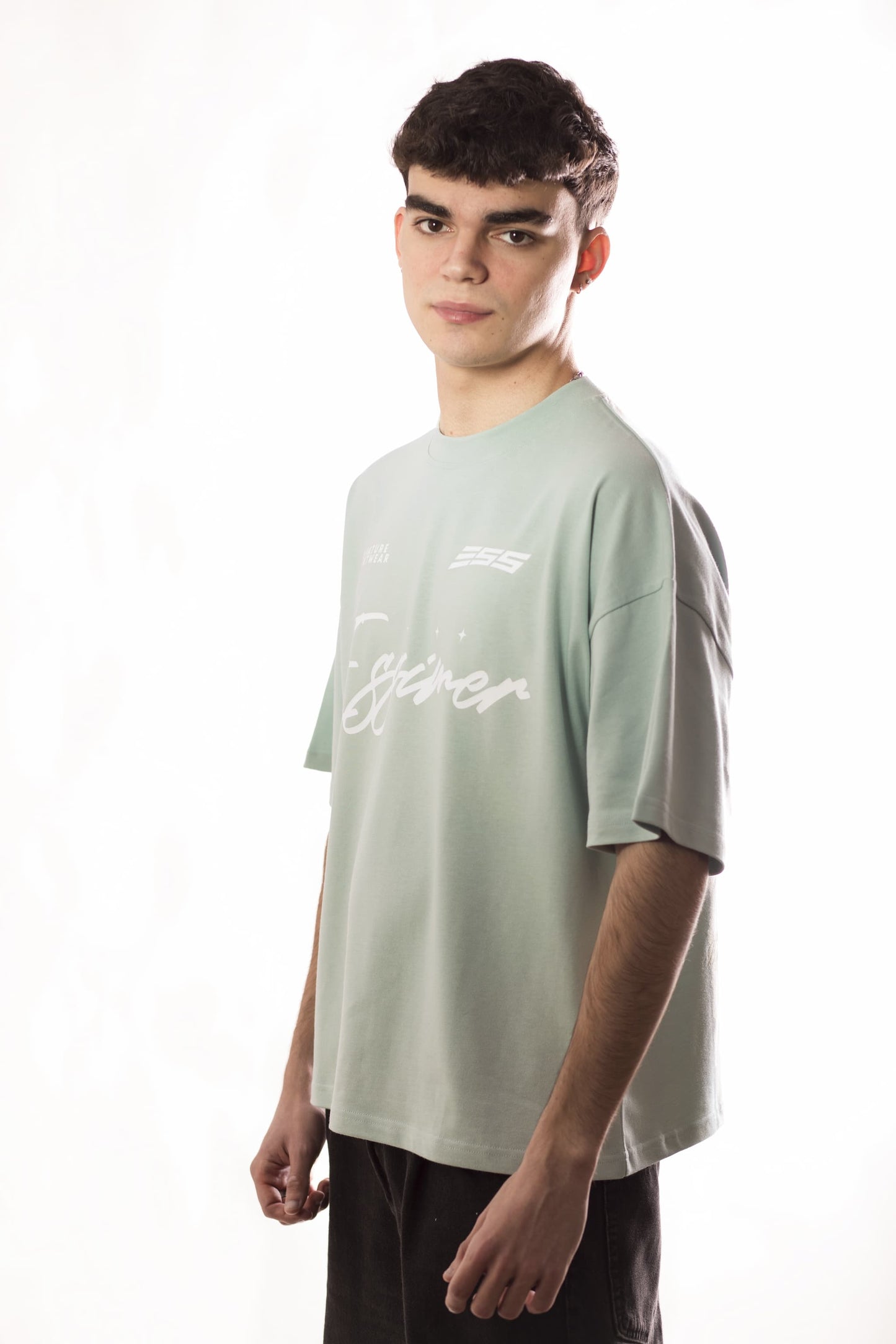 ESSENCE T-SHIRT
